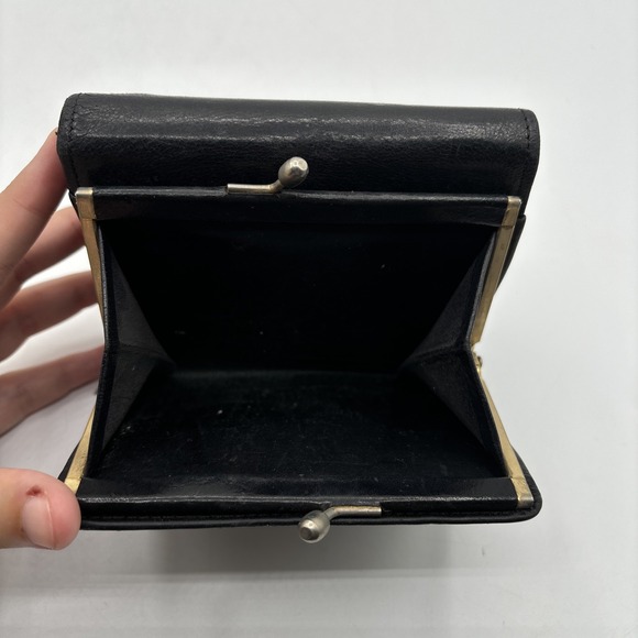 VTG Coach Black Leather Trifold Wallet Coin Purse Kiss Lock Snap Closure - Picture 11 of 15